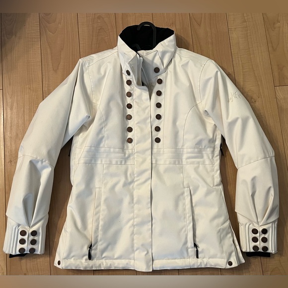 Obermeyer Jackets & Blazers - Obermeyer Sawyer White Ski Jacket, Women’s Size 6